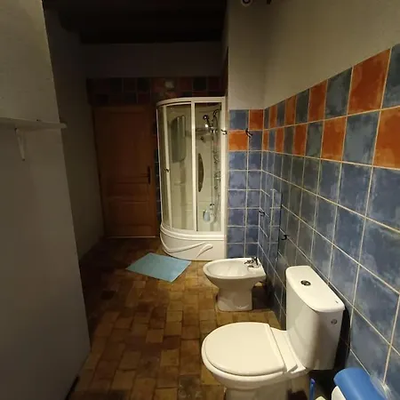 Retrouvez Votre Famille Ou Vos Amis Au Calme Villa Aigueperse (Puy-de-Dome)